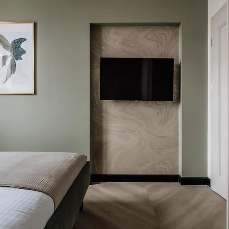 Millou 4* Krakow