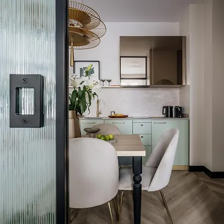 Millou By Staylab Apartahotel 4*